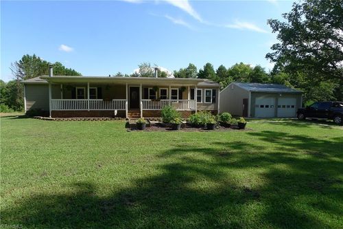 145 Abigail Trl, Ararat, NC, 27007-8159 | Card Image