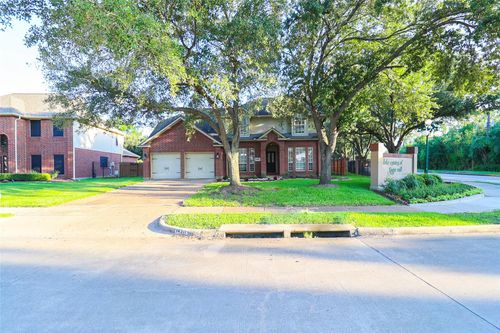 14311 Ragus Lake Dr, Sugar Land, TX, 77498-2406 | Card Image