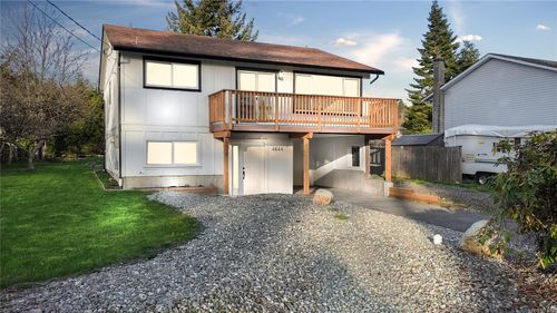 4644 Macintyre Ave, Courtenay, BC, V9N6R2 | Card Image