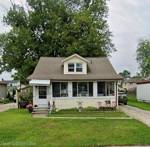 28113 Florence St, Saint Clair Shores, MI, 48081-1617 | Card Image