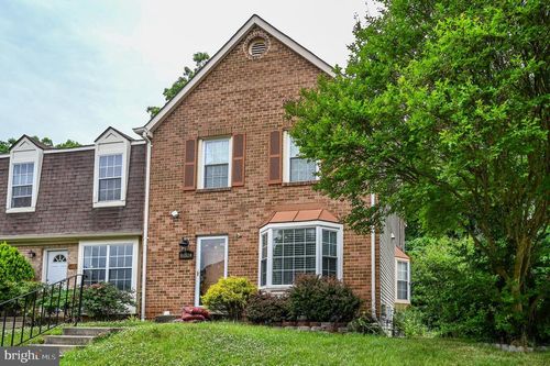 10324 Broom Ln, LANHAM, MD, 20706-2132 | Card Image