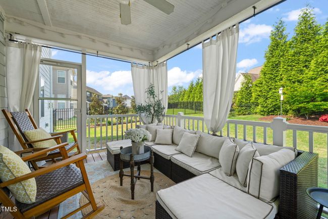 Screened Porch (1) | Image 39