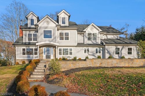 215 Summit Ave, Summit, NJ, 07901-2213 | Card Image