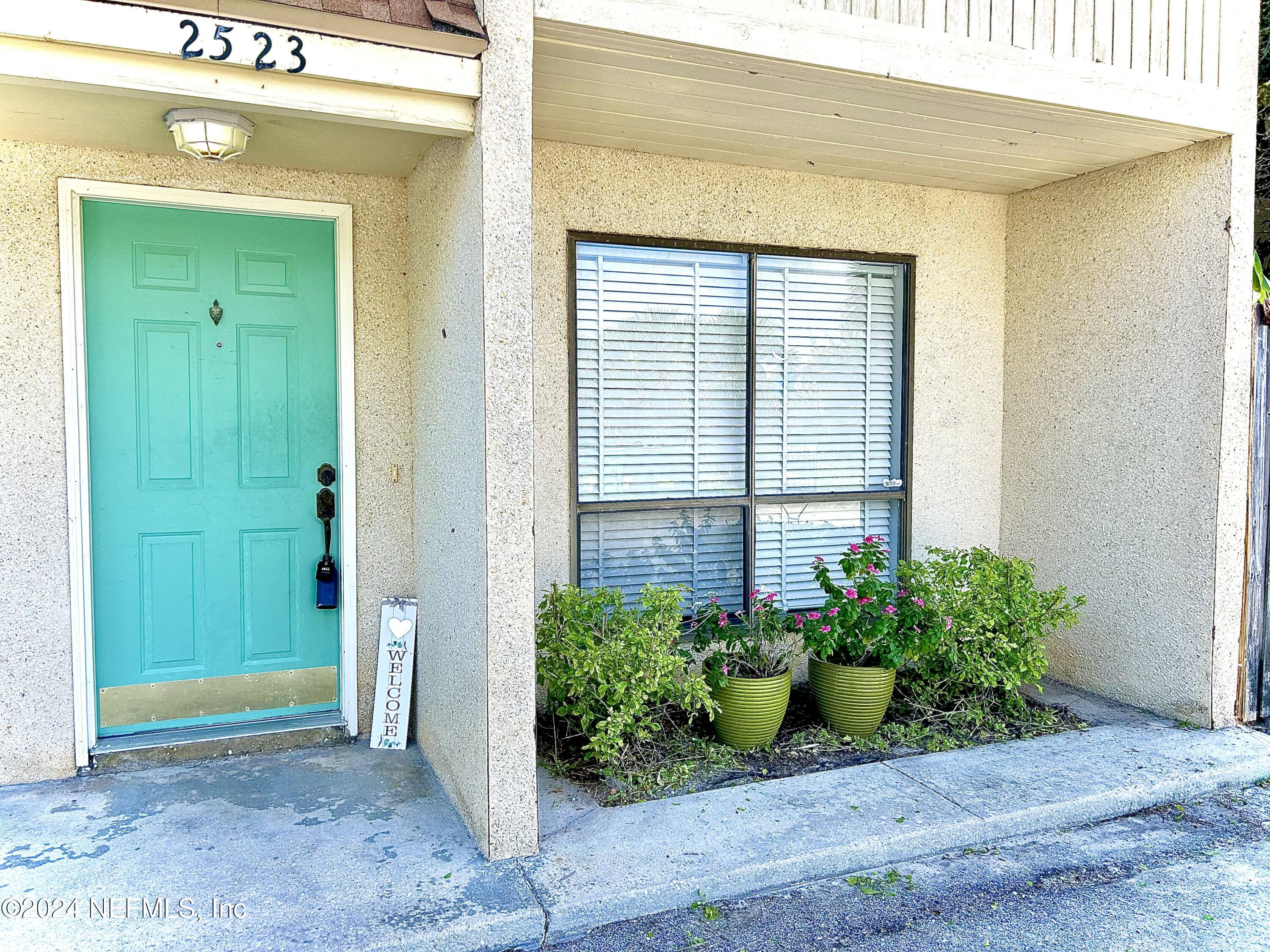 Waters Edge Dr, Neptune Beach, FL 32266