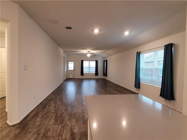 1301 Nokota Bnd, House other with 4 bedrooms, 3 bathrooms and 4 parking in Georgetown TX | Image 10