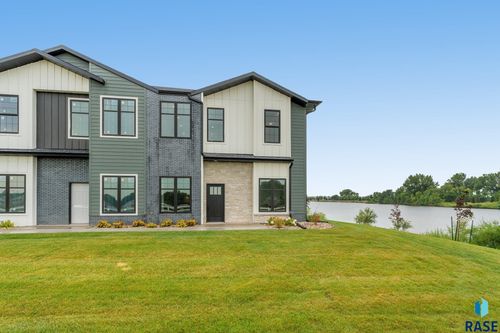 108 N Bryggen Pl, Sioux Falls, SD, 57107-8513 | Card Image