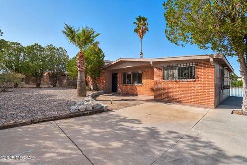 1862 W Camelot Rd, Tucson, AZ, 85713-4510 | Card Image