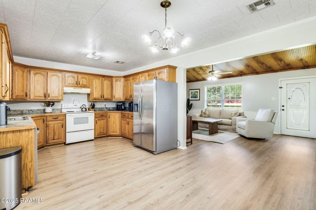 6-web-or-mls-711 Bosco Hwy-5 | Image 6