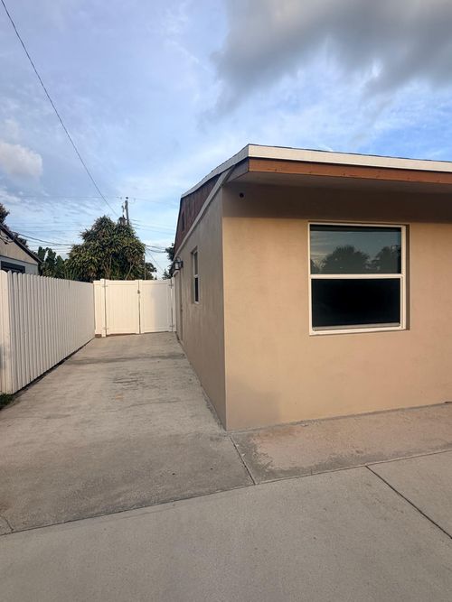2240 Sw 43rd Avenue, Fort Lauderdale, FL, 33317 | Card Image