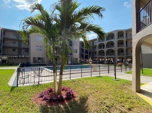 414-6215 W 20th Ave, Hialeah, FL, 33012 | Card Image