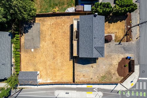 6808 Ne 165th St, Kenmore, WA, 98028-4255 | Card Image