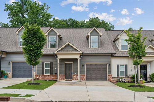 3875 Valley View Court, Gainesville, GA, 30501 | Card Image