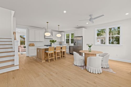 1105 Justice St, North Charleston, SC, 29405-4712 | Card Image