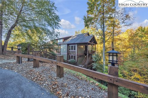a4-89 Springhouse, Elk Park, NC, 28622 | Card Image