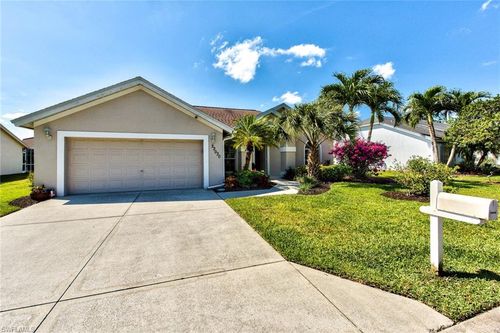 22030 Seashore Cir, ESTERO, FL, 33928-4301 | Card Image