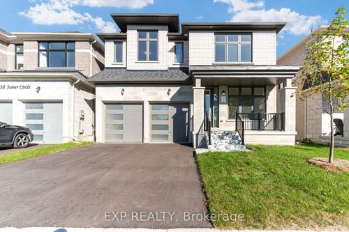 40 Joiner Cir, Whitchurch-Stouffville, ON, L4A4W9 | Card Image