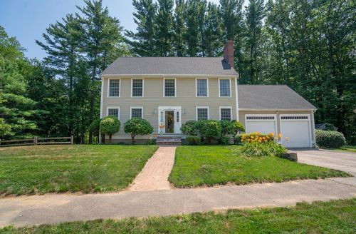 23 Willowdale Dr, Merrimac, MA, 01860-1452 | Card Image