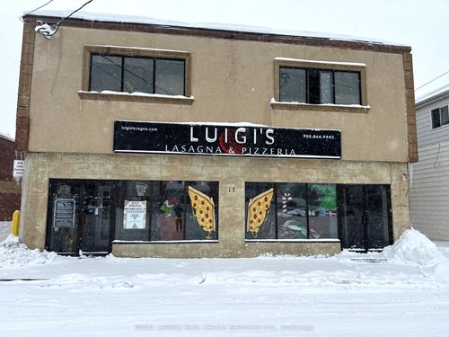 17 Commercial St, Milton, ON, L9T2H6 | Card Image