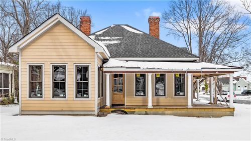 309 E Bessemer Ave, Greensboro, NC, 27401-1417 | Card Image