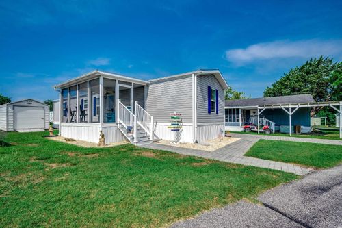 1527 Gardenia Ave, North Myrtle Beach, SC, 29582-2871 | Card Image