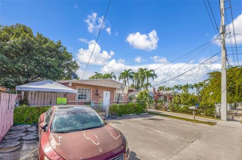 3126 Nw 28th St, Miami, FL, 33142-6328 | Card Image