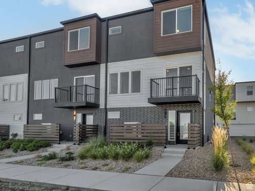 50-4463 S 500 E, Millcreek, UT, 84107-3415 | Card Image