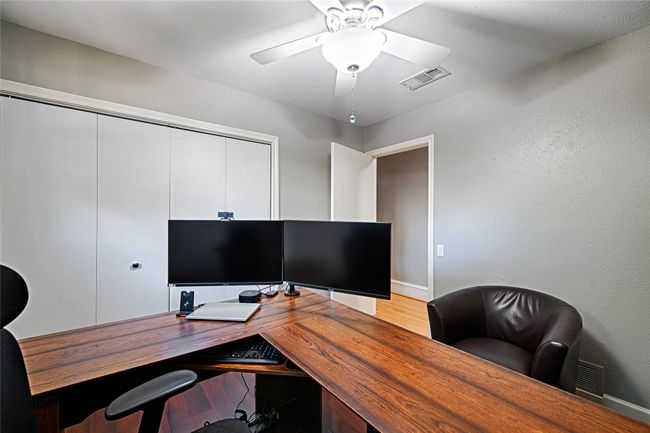 Another view of the bedroom. | Image 6