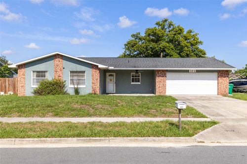 302 Reid Ct, SANFORD, FL, 32773-5945 | Card Image