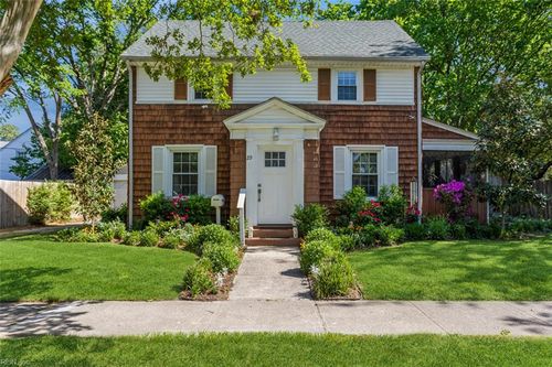 29 Afton Pkwy, Portsmouth, VA, 23702-2744 | Card Image