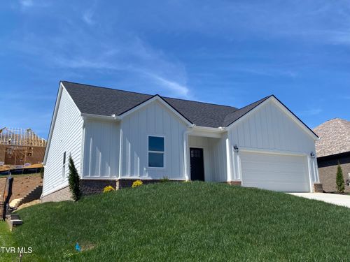 768 Gardenia Dr, Johnson City, TN, 37615-4347 | Card Image