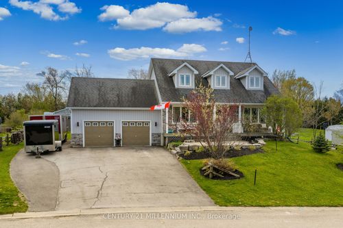 44 St John St, Amaranth, ON, L9W5Z8 | Card Image