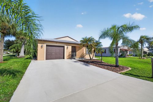 1 Ecuador Way, Fort Pierce, FL, 34951-2846 | Card Image