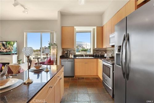 317-388 E Ocean Blvd, Long Beach, CA, 90802-4827 | Card Image