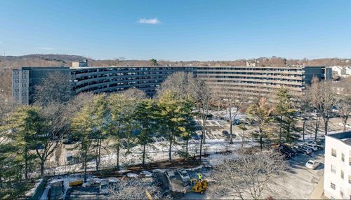 apt-t36-200 Swanton St, Winchester, MA, 01890-1978 | Card Image