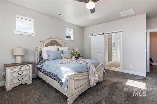 300 S Adventure Way, House other with 3 bedrooms, 2 bathrooms and 2 parking in Kuna ID | Image 7