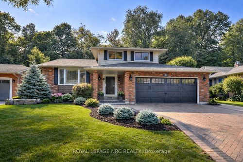 28 Spruceside Cres, Fonthill, ON, L3E0G1 | Card Image