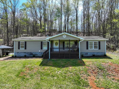 800 Chadwell Road, Kingsport, TN, 37660 | Card Image