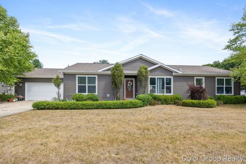 7861 Schooner Ln, Stanwood, MI, 49346-9220 | Card Image