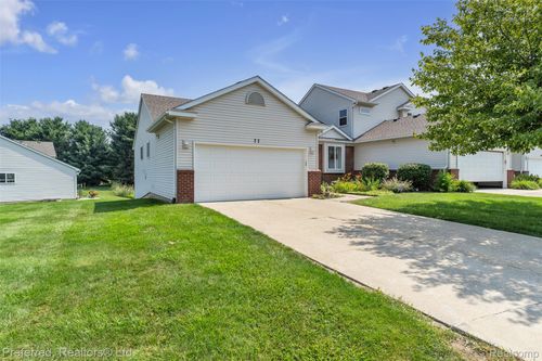 77 Sedum, Howell, MI, 48843-9836 | Card Image