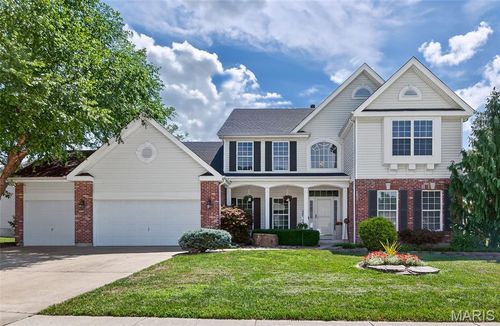 4817 Romaine Spring Dr, Fenton, MO, 63026-5840 | Card Image