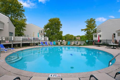 1104-2414 Lake Park Rd, Lexington, KY, 40502-1342 | Card Image