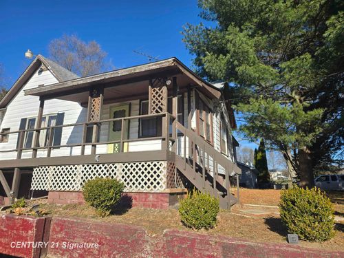 9075 Neff Rd, Mount Morris, MI, 48458-1037 | Card Image