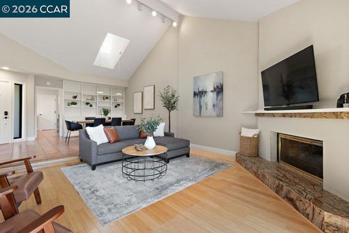 1803 Lamplight Ct, Walnut Creek, CA, 94597-2958 | Card Image