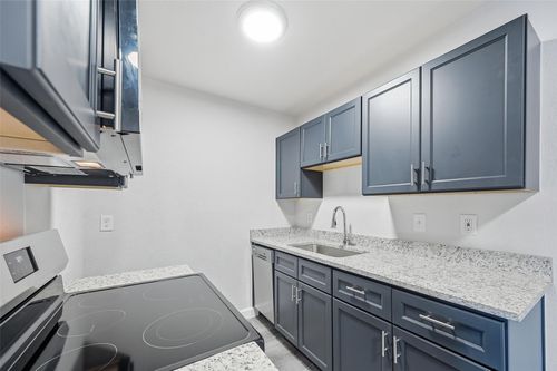 apt-136-4859 Cedar Springs Rd, Dallas, TX, 75219-1213 | Card Image