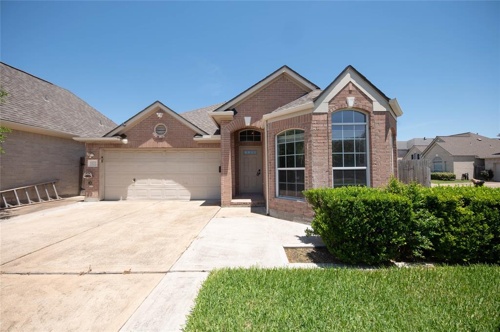 Albelia Meadows Dr, Houston, TX 77083