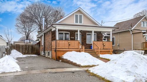 644 Oxford St, Oshawa, ON, L1J3V8 | Card Image