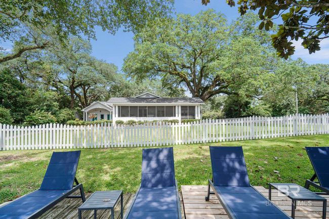 Yard | Image 41