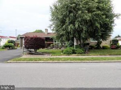 817 New St, ROARING SPRING, PA, 16673-1517 | Card Image