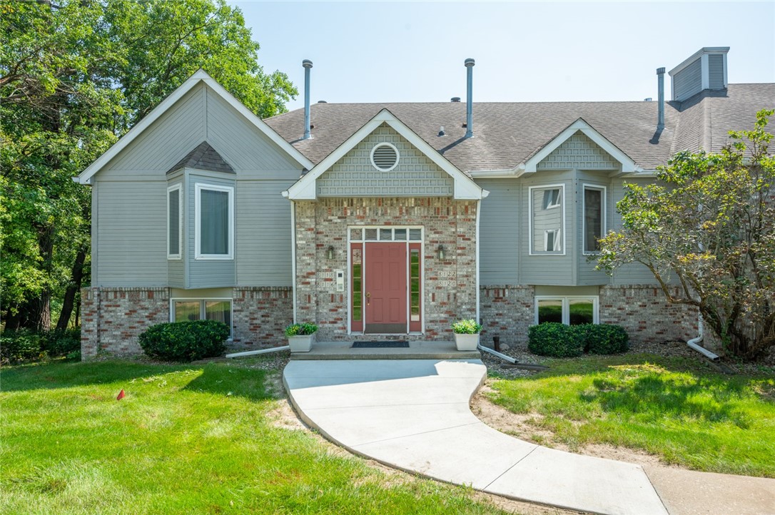 Dellwood Dr, Urbandale, IA 50322
