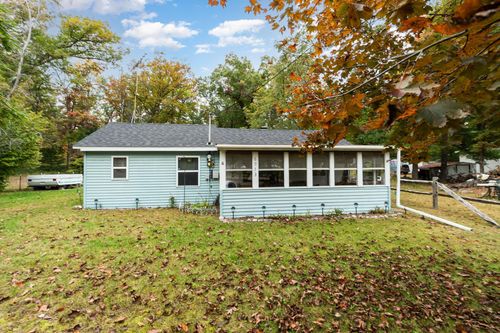 6973 Carpenter, Hamilton Township, MI, 48910 | Card Image